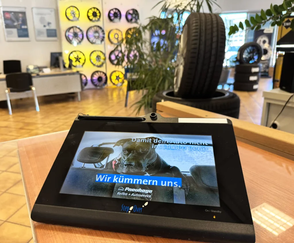Unterschriftenpad bei Pneuhage